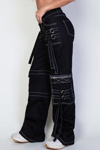 Load image into Gallery viewer, Contrast Stitch Cargo Pants
