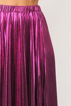 Load image into Gallery viewer, Metallic Pleated Maxi Skirt- Magenta
