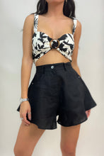 Load image into Gallery viewer, Bell Linen Black Shorts
