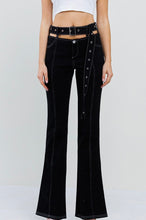 Load image into Gallery viewer, Black Cutout Waist Belted Pant
