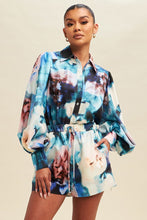 Load image into Gallery viewer, Abstract Blouse + Short Set
