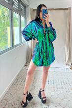 Load image into Gallery viewer, Steel Showstopper Sequin Tunic Shirt Dress
