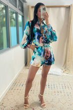 Load image into Gallery viewer, Abstract Blouse + Short Set
