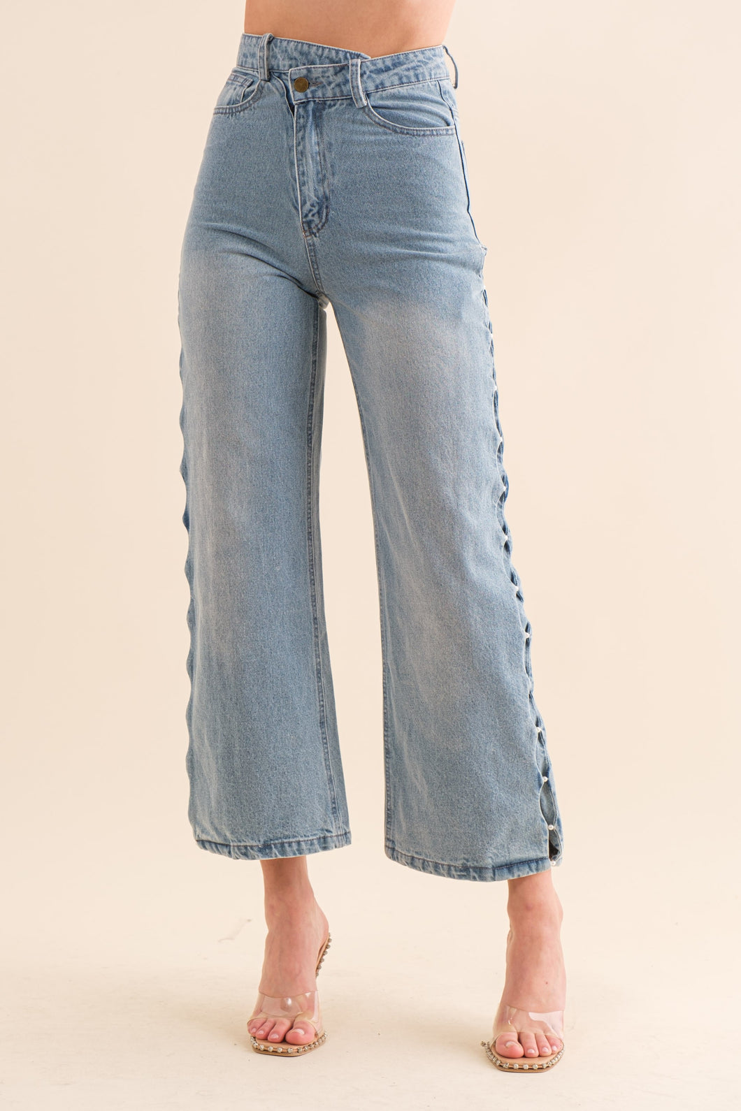 Pearl Embedded Side Cutout Jean