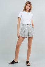 Load image into Gallery viewer, The Striped Pleat Shorts
