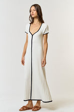 Load image into Gallery viewer, Ecru Outlined Maxi Dress
