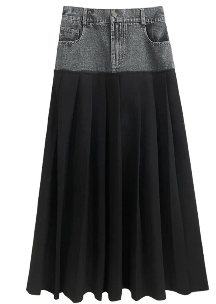 Black|Dark Denim Pleated Maxi Skirt