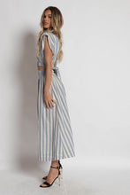 Load image into Gallery viewer, Linen Striped Skirt Set
