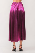 Load image into Gallery viewer, Metallic Pleated Maxi Skirt- Magenta
