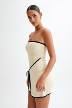 Load image into Gallery viewer, Strapless Outlined Knit Dress
