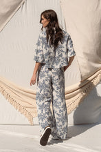 Load image into Gallery viewer, Lorenza Printed Pant Set
