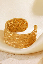 Load image into Gallery viewer, Kala Textured Ring Gold
