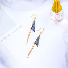 Load image into Gallery viewer, Kalina Earrings- Midnight
