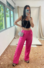 Load image into Gallery viewer, Parachute Pants- Fucshia
