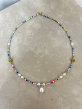 Load image into Gallery viewer, Pearl Beaded Necklace
